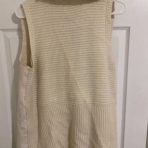 Faux Shearling Vest - Picture 2 of 4